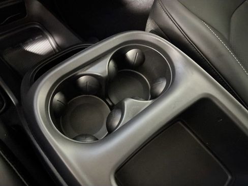 New 2026 Chrysler Pacifica Select image 15