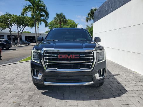 Used 2021 GMC Yukon SLT w/ SLT Premium Package RWD image 2