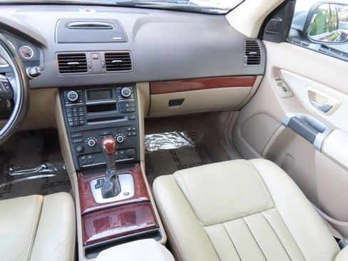 Used 2013 Volvo XC90 3.2 AWD/4WD image 16