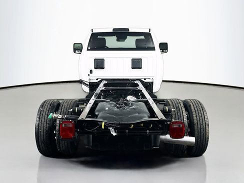 New 2026 RAM 3500 Tradesman w/ Chrome Appearance Group image 6