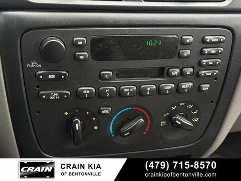 Used 2000 Ford Taurus SE FWD image 15