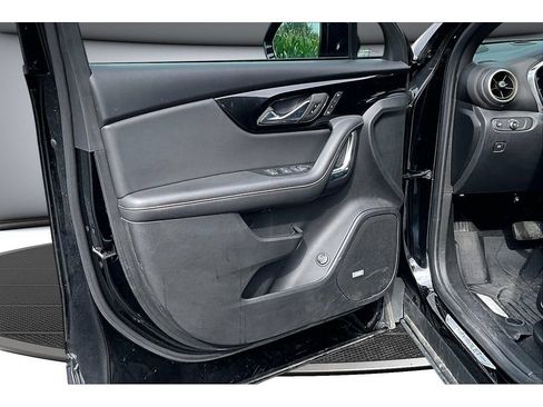 Used 2023 Chevrolet Blazer Premier w/ Enhanced Convenience Package AWD/4WD image 28