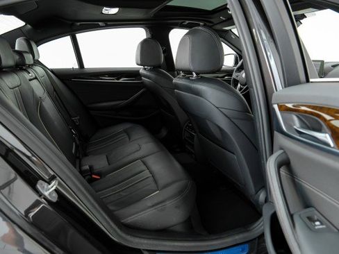 Used 2020 BMW 540i xDrive image 38