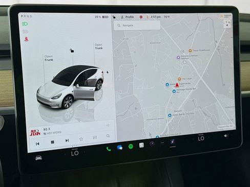Used 2024 Tesla Model Y Long Range AWD/4WD image 5