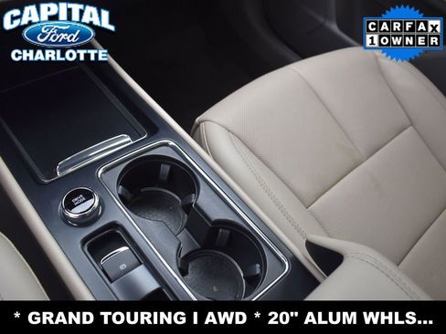 Used 2024 Lincoln Corsair Grand Touring w/ Rear Removable Package Tray image 16