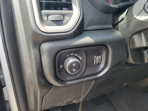 New 2026 RAM 3500 Tradesman AWD/4WD image 18