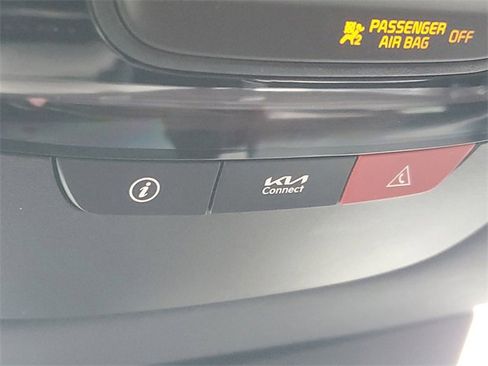 Certified 2023 Kia Sportage SX image 30