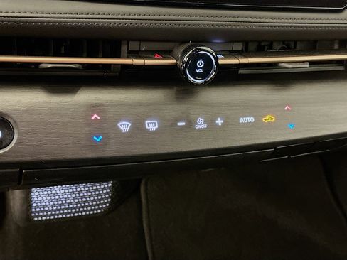 Used 2024 Nissan Ariya AWD image 24