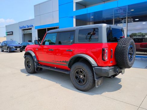 Used 2023 Ford Bronco Wildtrak AWD/4WD image 10