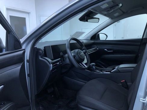 Used 2025 Hyundai Tucson SEL FWD image 11