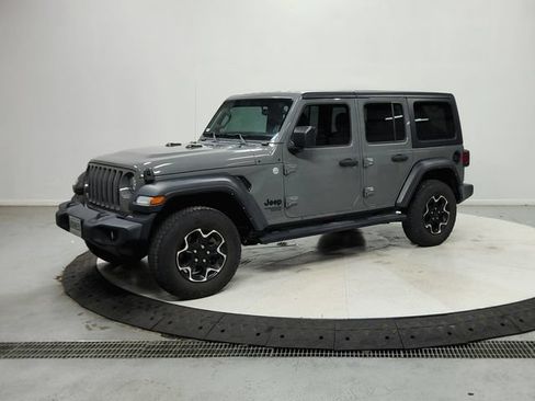Used 2021 Jeep Wrangler Unlimited Sport AWD/4WD image 4