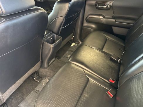 Used 2019 Toyota Tacoma TRD Pro AWD/4WD image 13