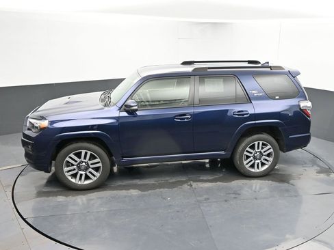 Used 2022 Toyota 4Runner TRD Sport w/ Technology Package AWD/4WD image 39