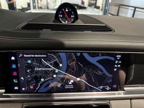 Used 2023 Porsche Panamera image 20