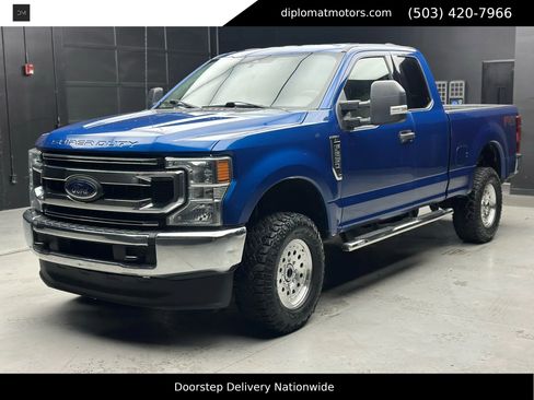 Used 2022 Ford F250 XLT w/ FX4 Off-Road Package image 1
