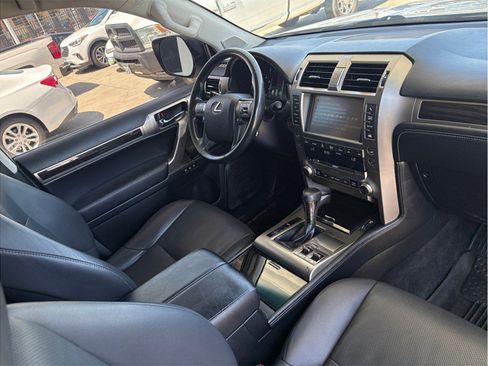Used 2018 Lexus GX 460 w/ Navigation Package AWD/4WD image 22