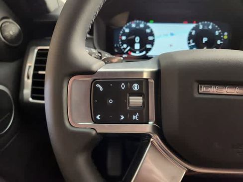 New 2026 Land Rover Discovery S AWD/4WD image 27
