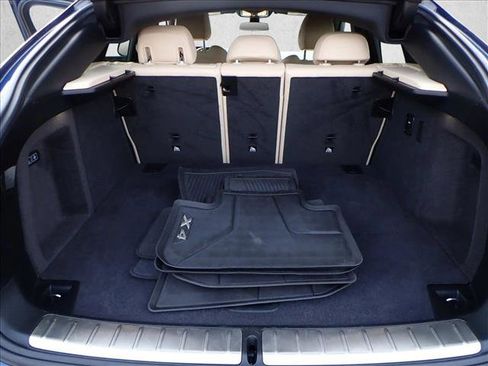 Used 2021 BMW X4 xDrive30i w/ Premium Package image 8