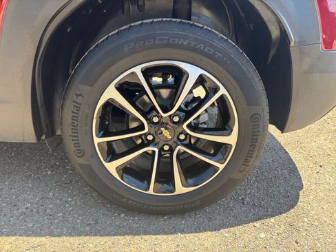 Used 2025 Chevrolet TrailBlazer LT FWD image 29