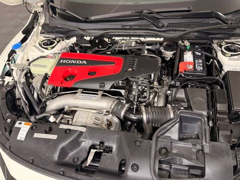 Used 2018 Honda Civic Type R image 42