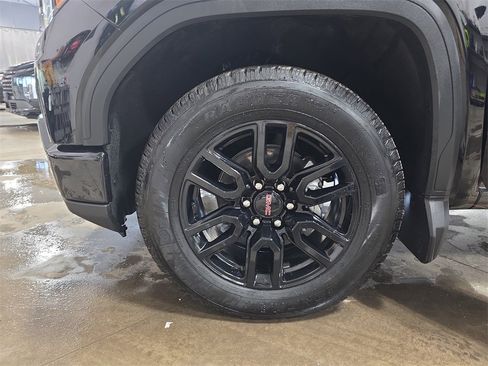 New 2025 GMC Sierra 1500 Pro w/ Graphite Edition image 36