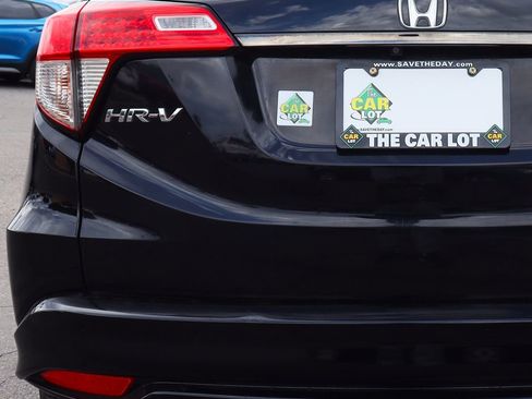 Used 2021 Honda HR-V Sport image 18