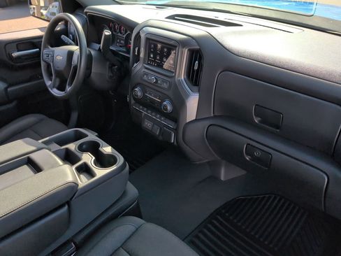 New 2025 Chevrolet Silverado 1500 Custom image 28