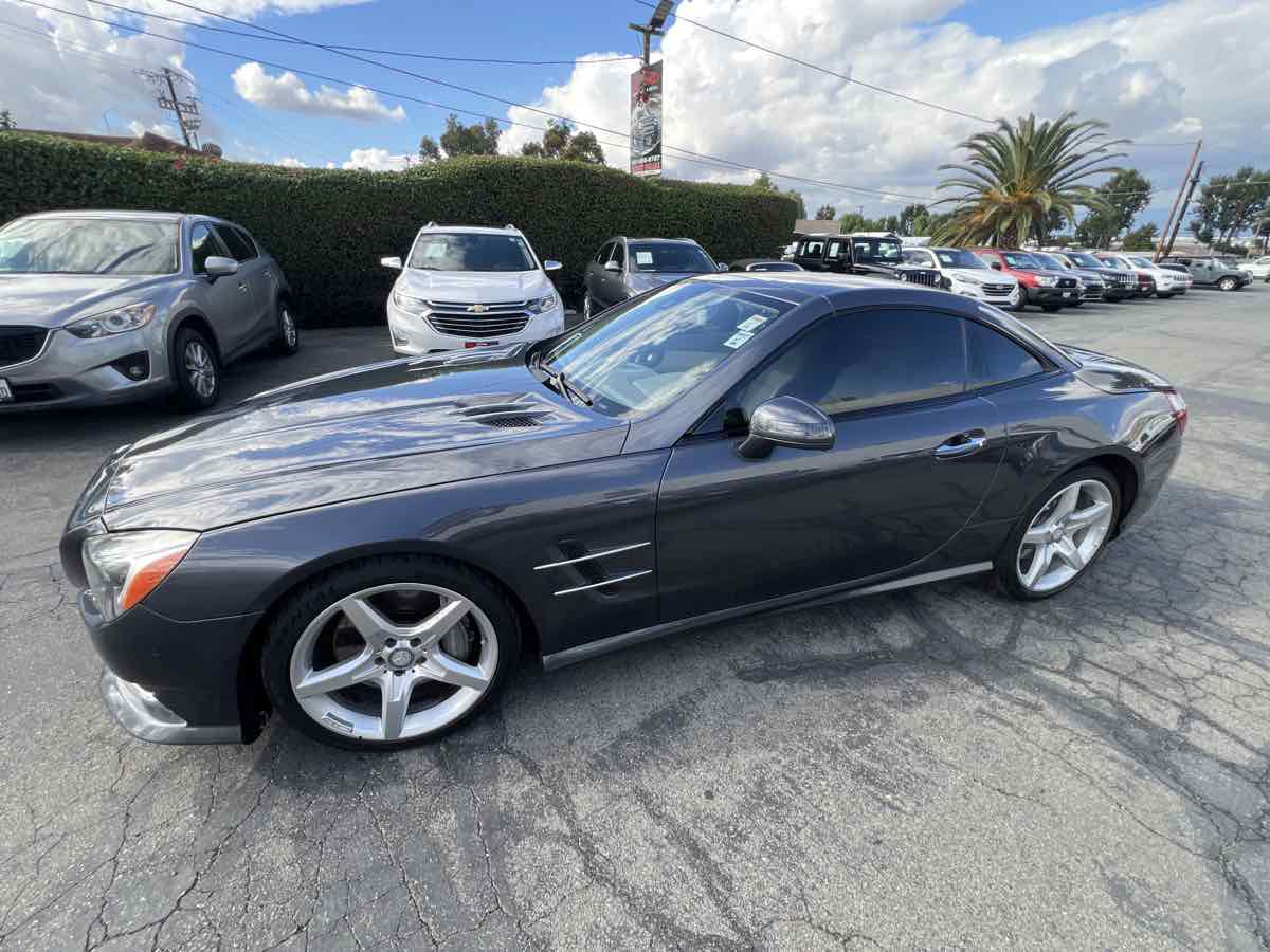 Used 2013 Mercedes-Benz SL 550 image 14