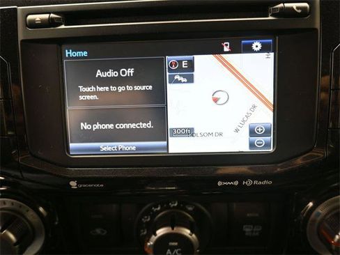 Certified 2018 Toyota 4Runner TRD Off-Road Premium image 32