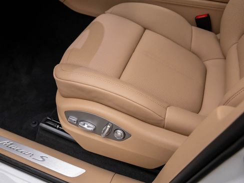 New 2026 Porsche Macan S image 15