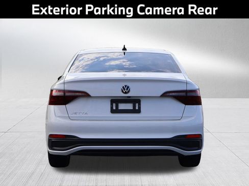 Used 2023 Volkswagen Jetta Sport FWD image 7