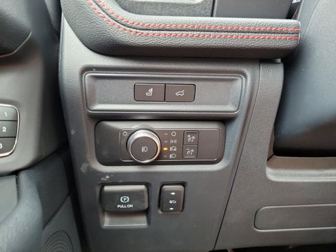 Used 2022 Ford Expedition Limited RWD image 21