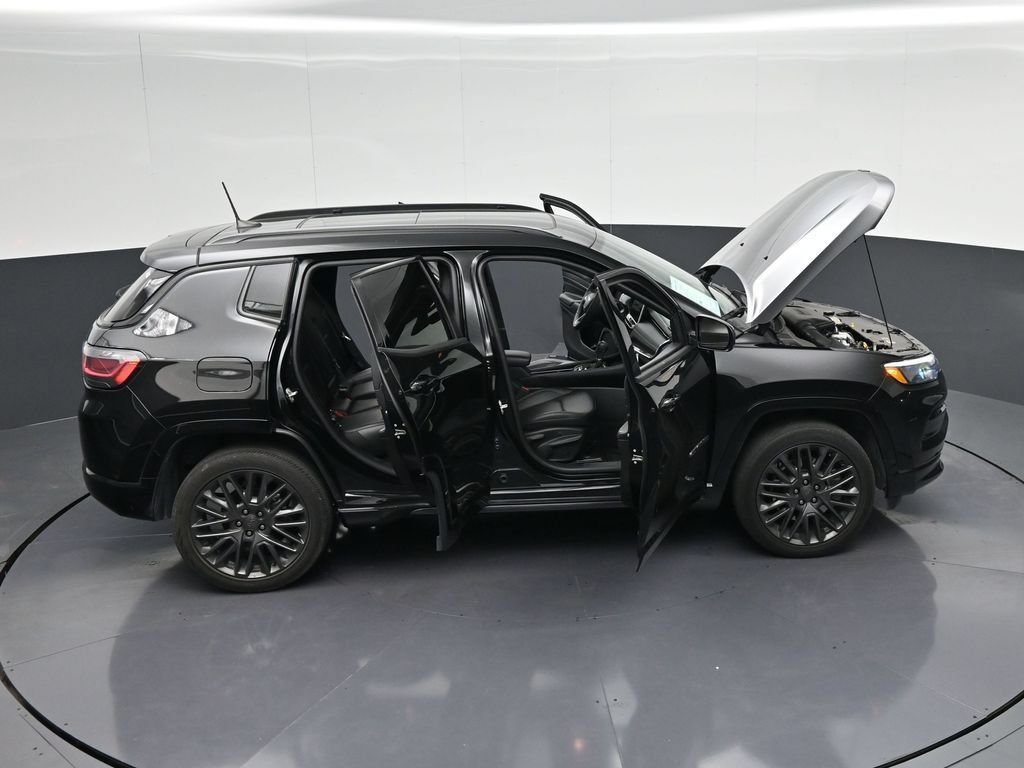 Used 2024 Jeep Compass Limited w/ High Altitude Package AWD/4WD image 43