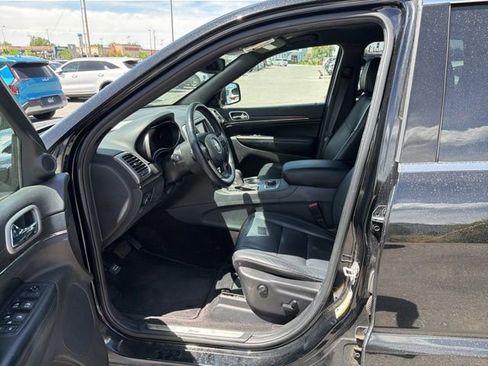 Used 2018 Jeep Grand Cherokee Limited AWD/4WD image 7