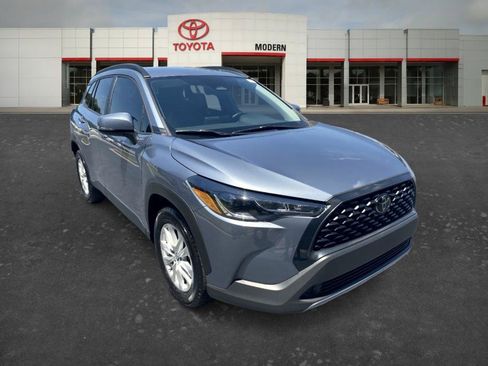 Certified 2023 Toyota Corolla Cross LE FWD image 3