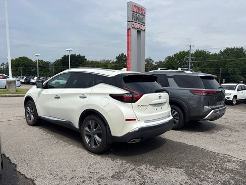 Certified 2024 Nissan Murano Platinum w/ Cargo Package FWD image 2