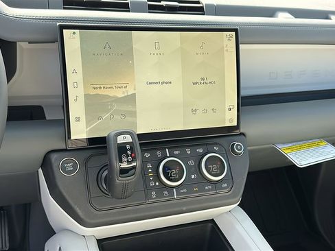 New 2026 Land Rover Defender 110 X-Dynamic SE image 16