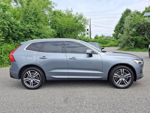 Used 2019 Volvo XC60 T6 Momentum w/ Protection Package Premier AWD/4WD image 7