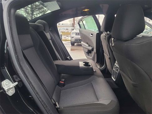 Used 2022 Dodge Charger SXT image 20