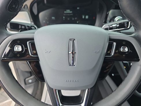 Used 2022 Lincoln Corsair Reserve w/ Equipment Group 201A image 36