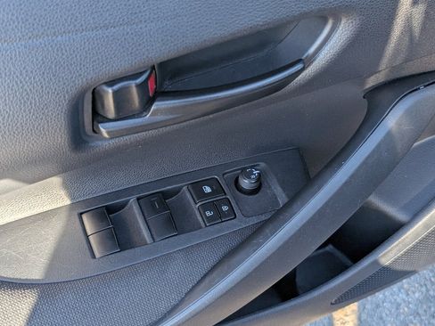 Used 2023 Toyota Corolla LE image 15