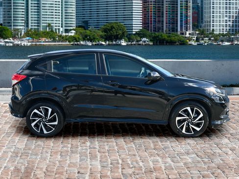 Certified 2019 Honda HR-V Sport image 4