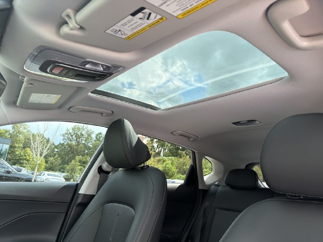 Certified 2026 Hyundai Kona Limited FWD image 36
