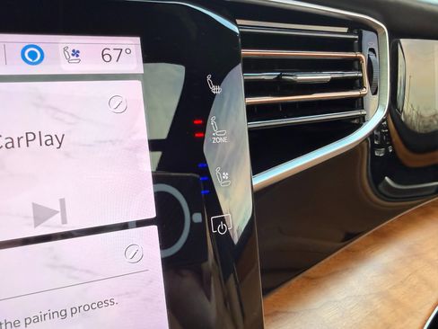 Used 2022 Jeep Grand Wagoneer Series III w/ Rear Seat Video Group 1 image 51