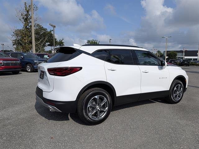 New 2026 Chevrolet Blazer LT w/ Convenience Package FWD image 3
