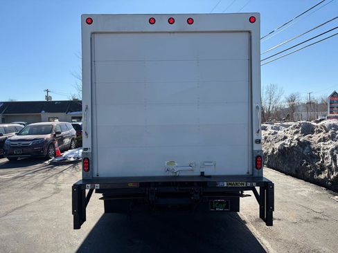 Used 2024 Ford E-350 and Econoline 350 Super Duty w/ Power Windows & Locks Group image 9