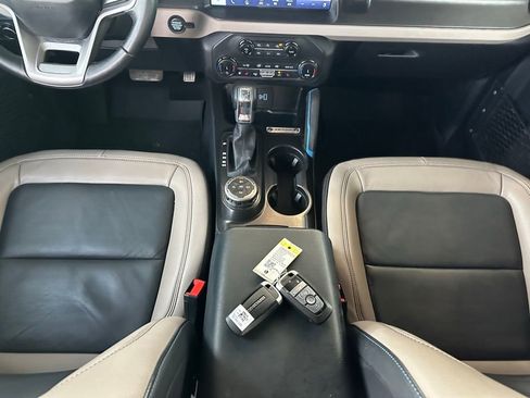 Used 2022 Ford Bronco Wildtrak image 20