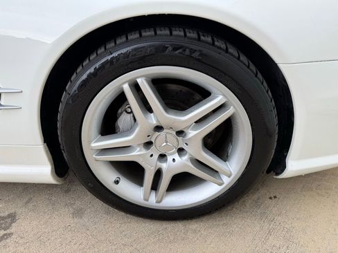 Used 2008 Mercedes-Benz SL 550 image 8