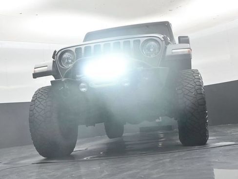 Used 2020 Jeep Gladiator Sport w/ Quick Order Package 24S AWD/4WD image 44