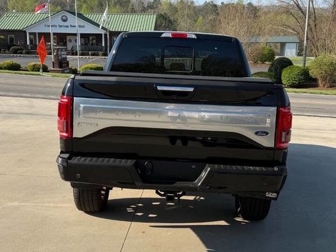 Used 2017 Ford F150 Platinum w/ Equipment Group 701A Luxury image 4